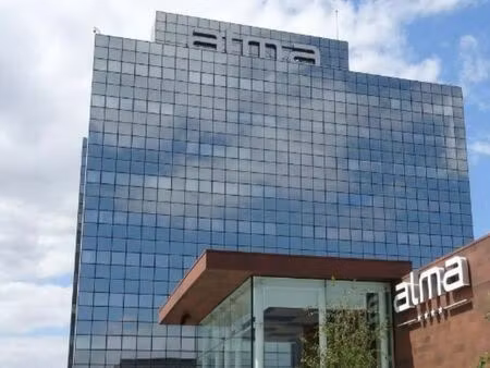 plateau de bureaux 120m2 6e étage tour alma rennes