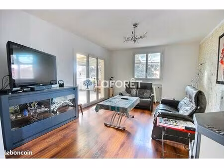 maison de village 6 pièces 181 m²