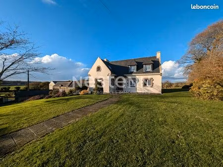 propriété 8 pièces 153 m²