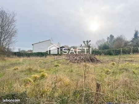 terrain 482 m² bessines