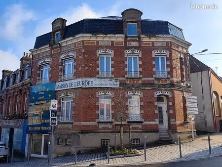 immeuble 14 pièces 257 m²