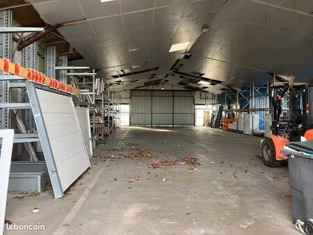 local commercial 381 m²