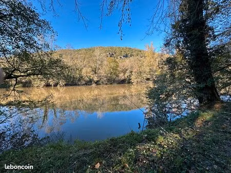 terrain de loisirs bord d'aveyron à penne