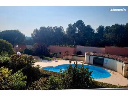 maison rénovée avec terrasse et vue dégagée – clapiers