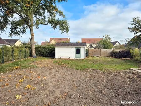 terrain 348 m² maurepas