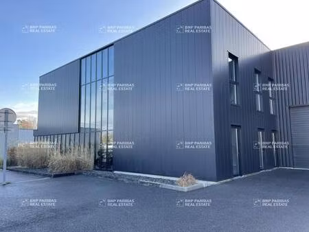 local d'activités à louer