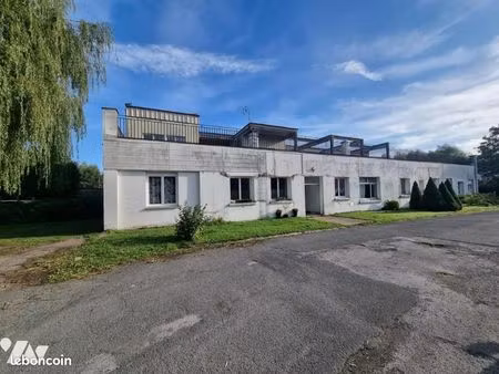 immeuble 483 m² fruges