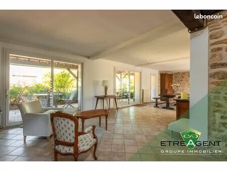 maison 8 pièces 193 m²