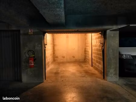 loue garage