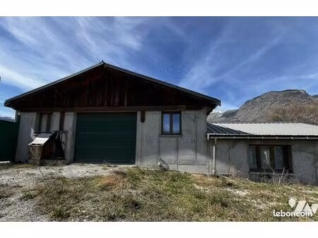 local d'activités st jean de maurienne