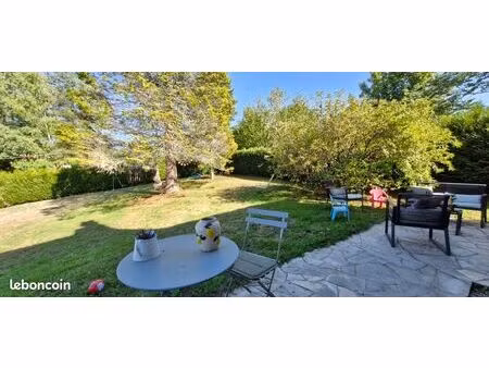 maison 8 pièces 166 m²