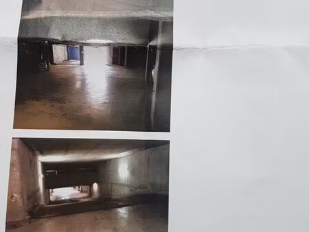 place de parking carré magique