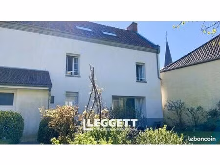 maison 8 pièces 245 m²