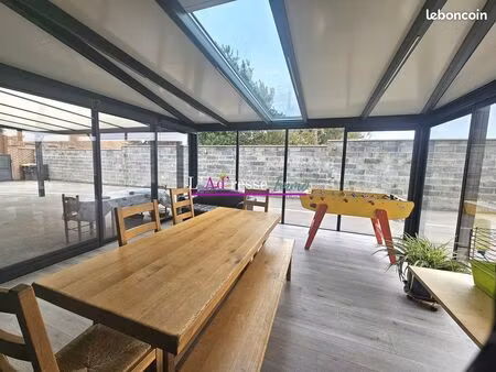 maison 9 pièces 194 m²