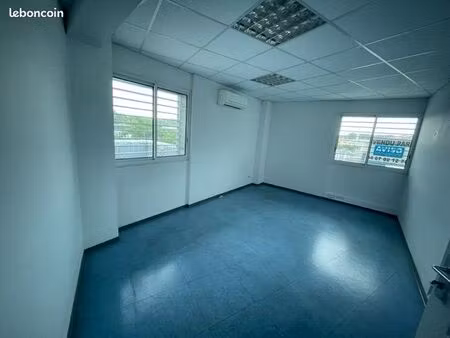 bureaux 20 m² saint gely du fesc