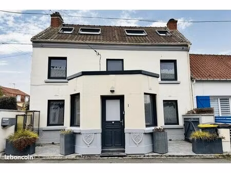 superbe semi mitoyenne 132 m2 hab. 4 chambres