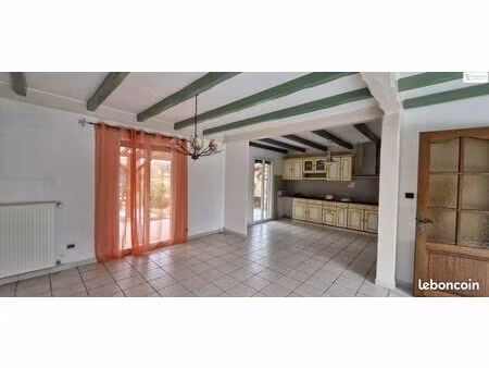 maison 6 pièces 135 m²