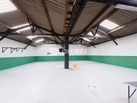entrepôt 217 m² bailleul