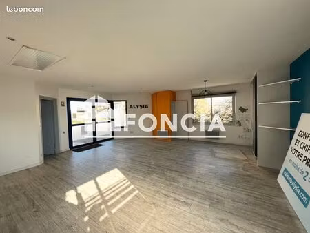 local commercial 120 m²