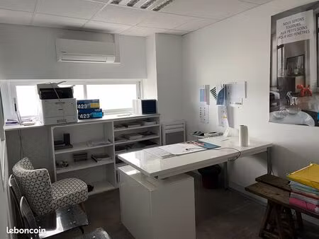 location bureau bouaye