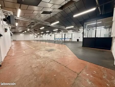 entrepôt 836 m² saint andre lez lille