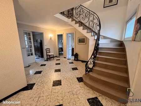 maison 5 pièces 153 m²