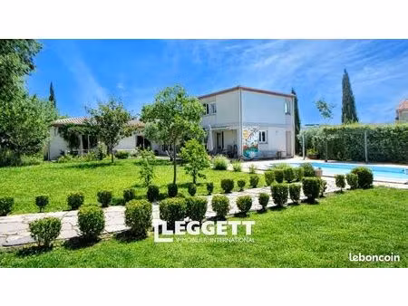 maison 6 pièces 210 m²