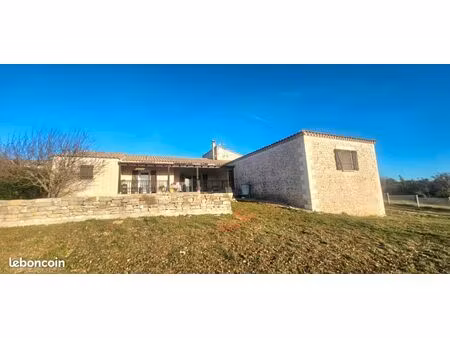 propriété avec maison + 2 gîtes indépendants – larzac (hérault) 34520