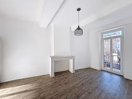 appartement à louer t2 avec balcon sur barjols