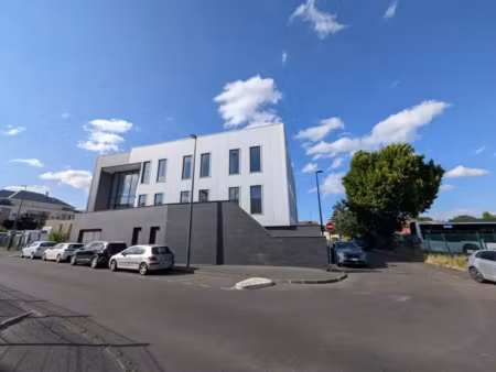 location bureaux 800 m² divisibles - rer c / a15 - saint-gratien