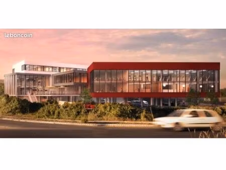 local d'activité 68 m2 à louer sur garosud