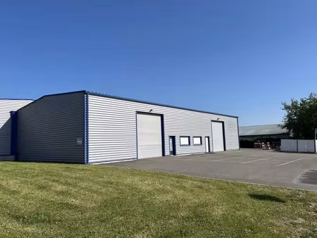 a louer - atelier - 213 m2 - bureaux - donges - 6 croix