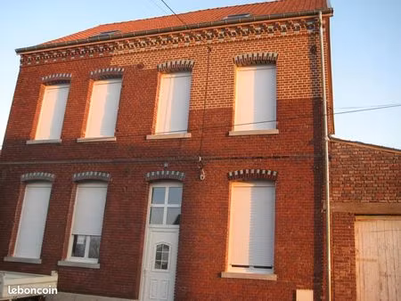 maison village 6 chambres