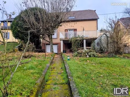 maison 6 pièces 165 m²