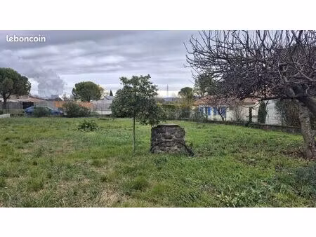 terrain 547 m² meysse