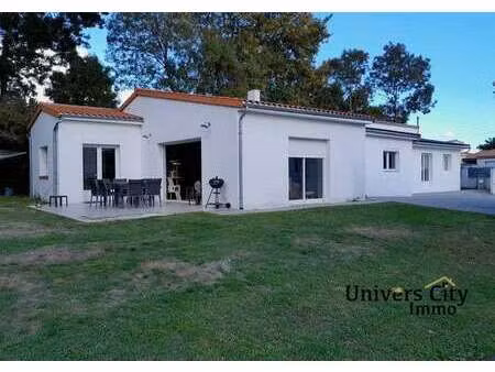 vente maison à vallet (44330) : à vendre / 171m² vallet