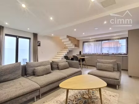 maison de ville meublée tout inclus