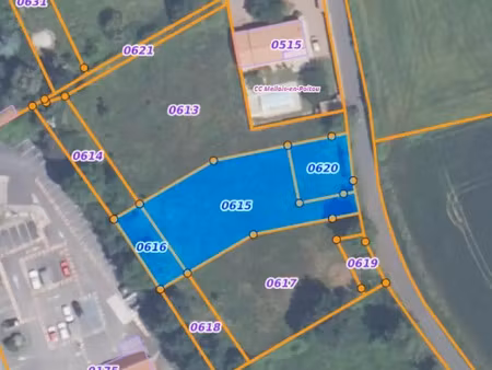 terrain à bâtir 1323 m²