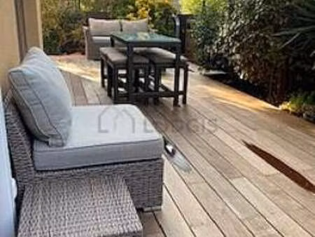 appartement 1 chambre meublé avec accès handicapé  terrasse et jardin