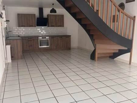 grand appartement atypique avec grand garage