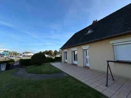 location bureaux et commerces à bayeux (14400) : à louer / 110m² bayeux