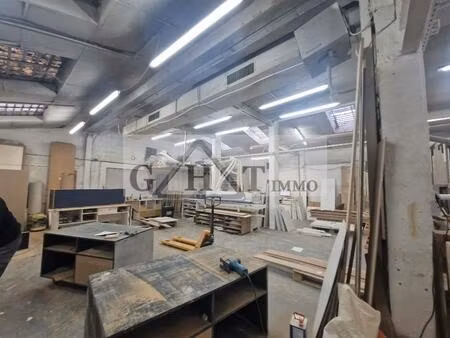 a vendre 490 m² entrepot bureaux + habitation a stains