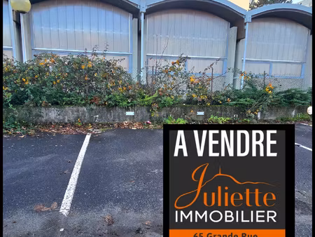 place de parking privé