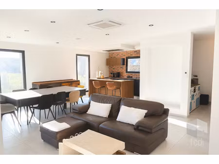 ancône  maison de 110 m2 de plain pied