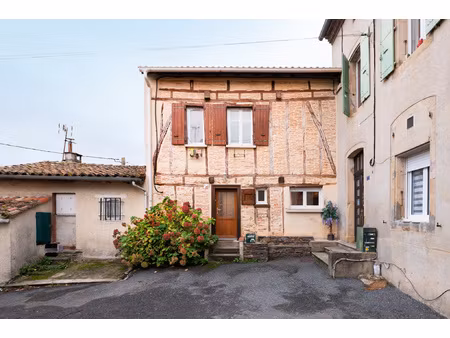 maison de village 72 m2 3 pièces - burlats