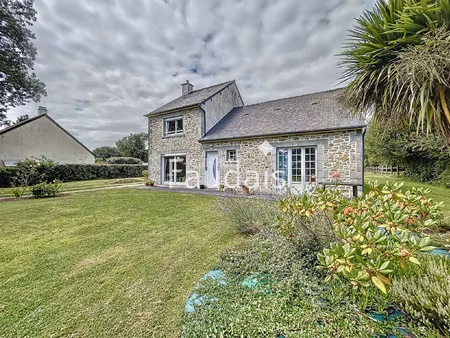 maison lumineuse avec vie de plain-pied  jardin et grand gar