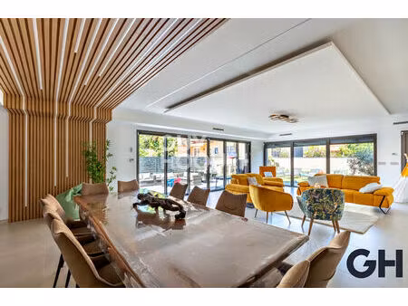 villeurbanne - maison contemporaine - 11 pièces  381m2