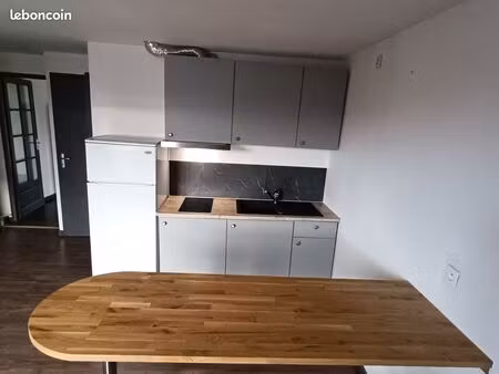 offre bel f2 st bonnet pres riom (sans frais d'agence)