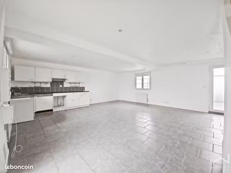 maison 4 pièces 105 m²