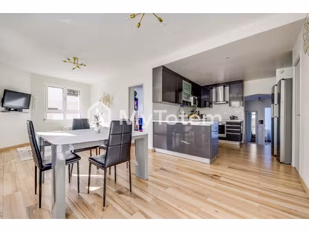 maison familiale avec 4 chambres chaville-vélizy